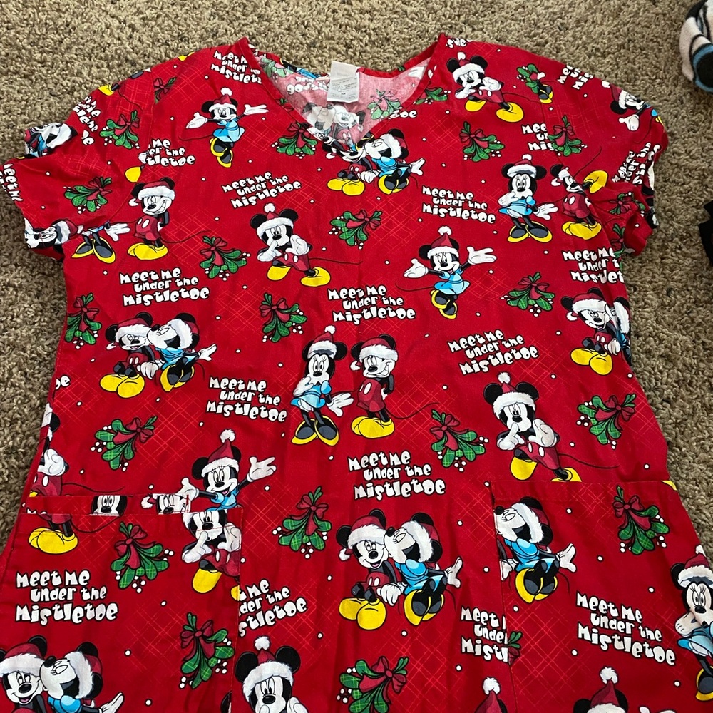 Scrub top